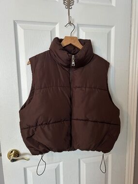 🤎 Steve Madden Cropped Puffer Vest | Chocolate Brown | Size L